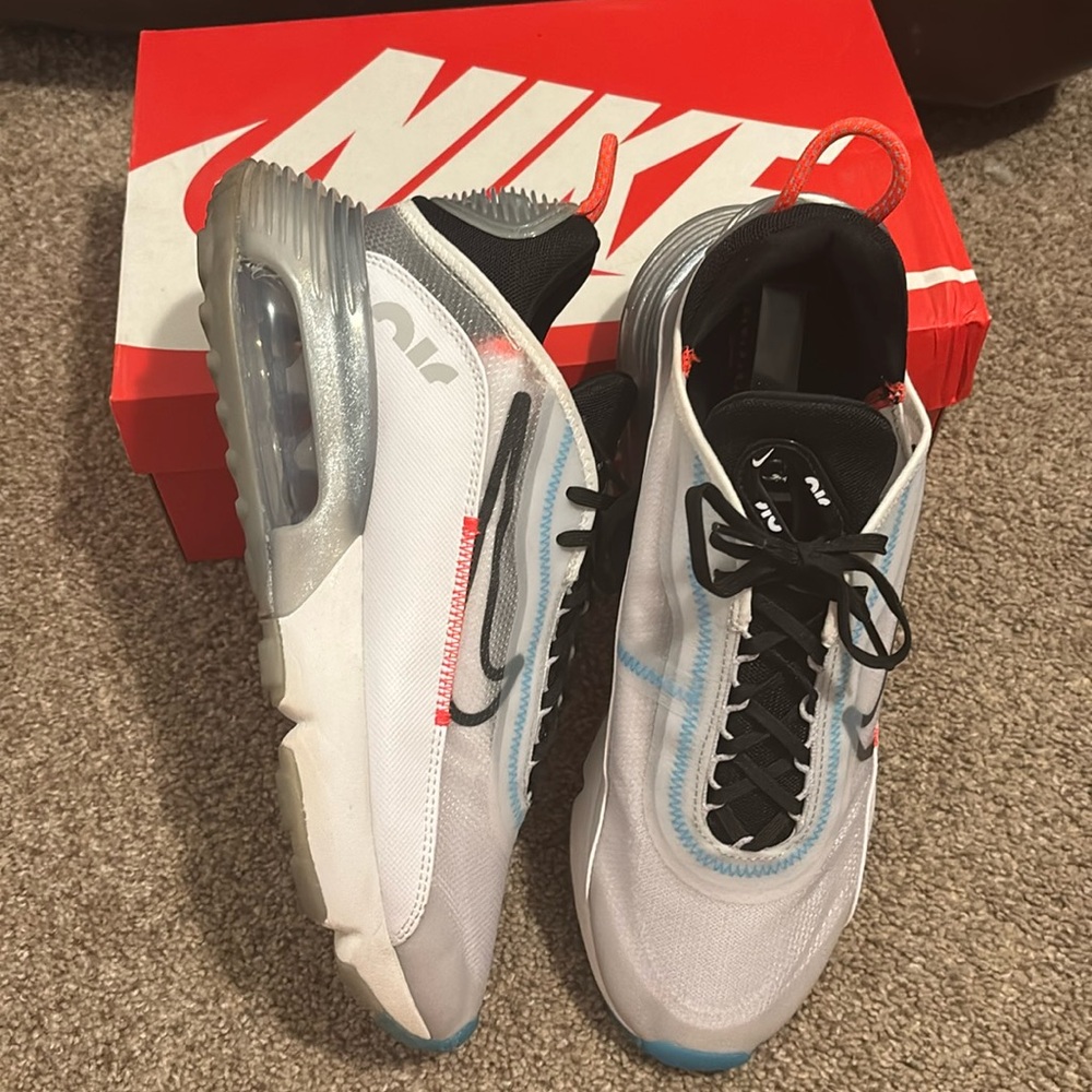 Nike Air Max 2090 Men’s Sneakers. Size 11.5